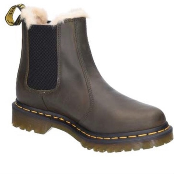 dr martens leonore chelsea boots